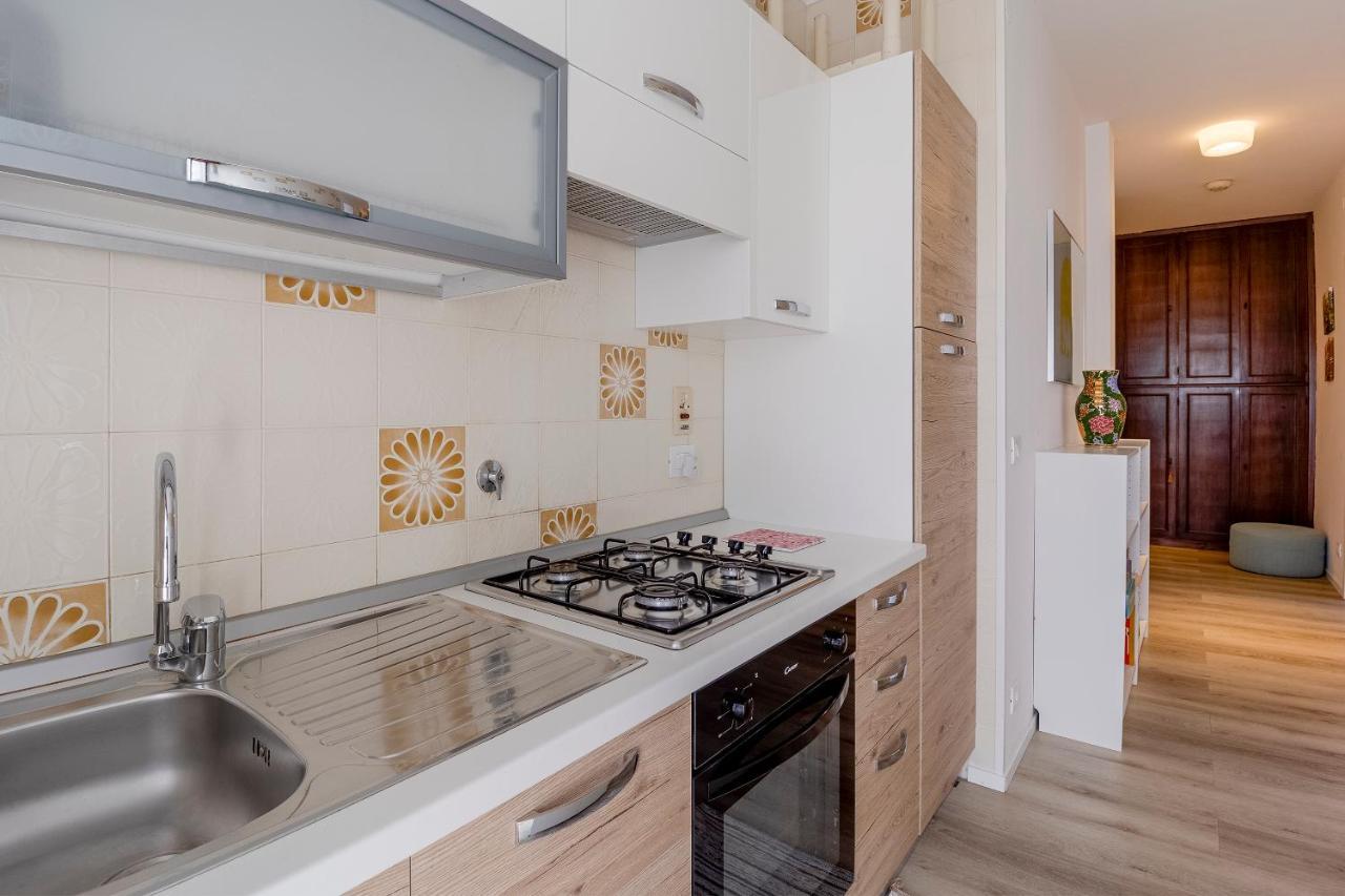 Lemon Tree Apartment - Garden, Sea View, Wifi Sanremo Exterior foto